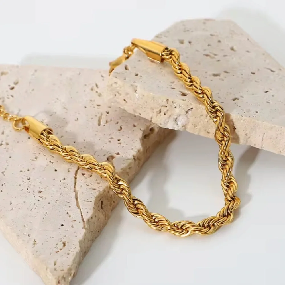 Twisted Gold Chain Bracelet
